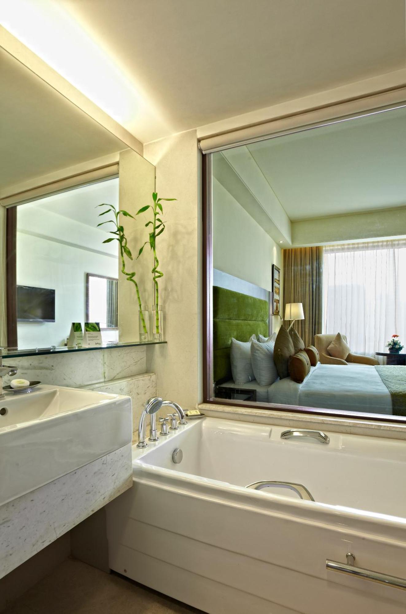 Hotel Radisson Blu Rudrapur